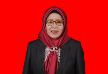 Ibu_Nunung_Rodliyah-removebg-preview